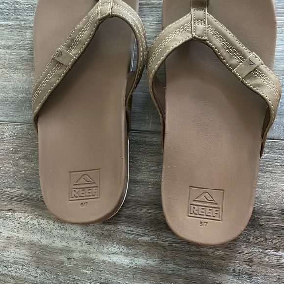 Womens Reef Flip Flop Sandals in Tan Brown - Picture 3 of 7